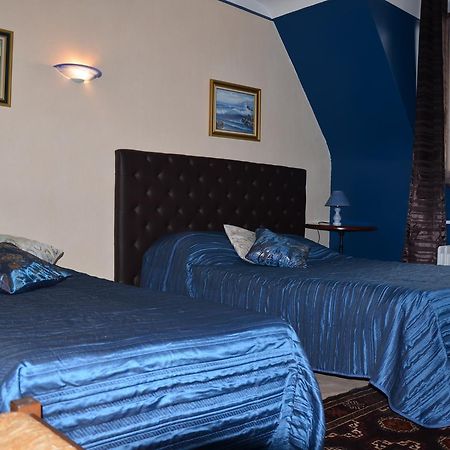 Hostellerie Du Grand Sully Екстериор снимка