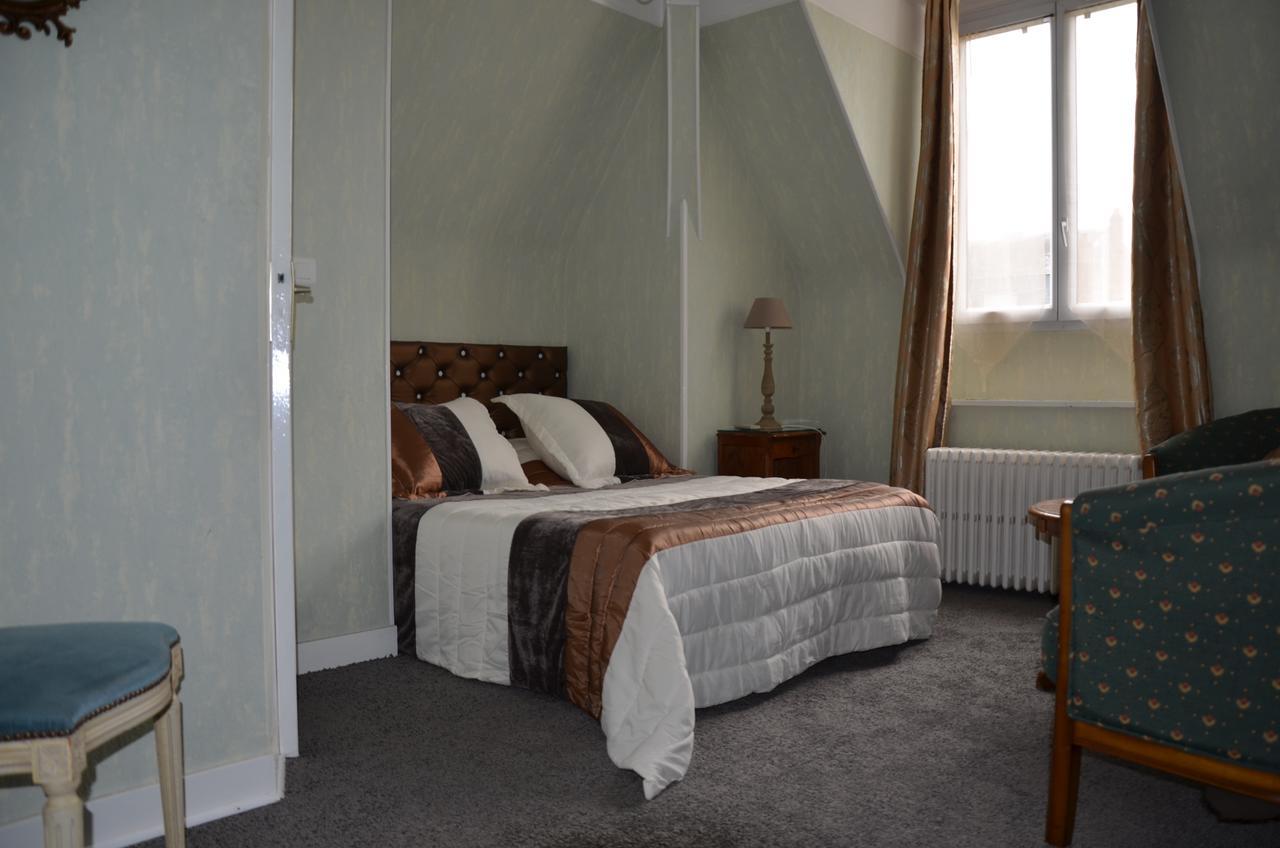 Hostellerie Du Grand Sully Екстериор снимка