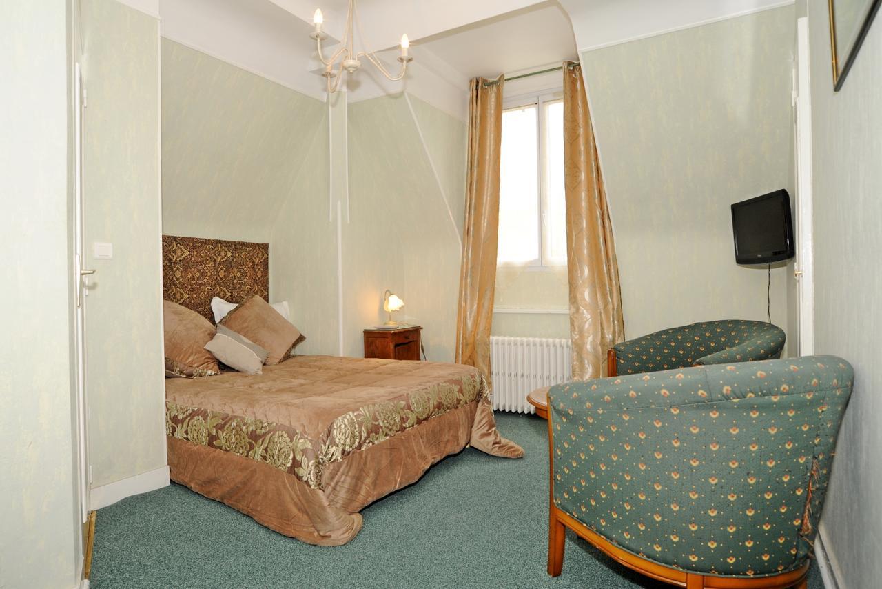 Hostellerie Du Grand Sully Екстериор снимка
